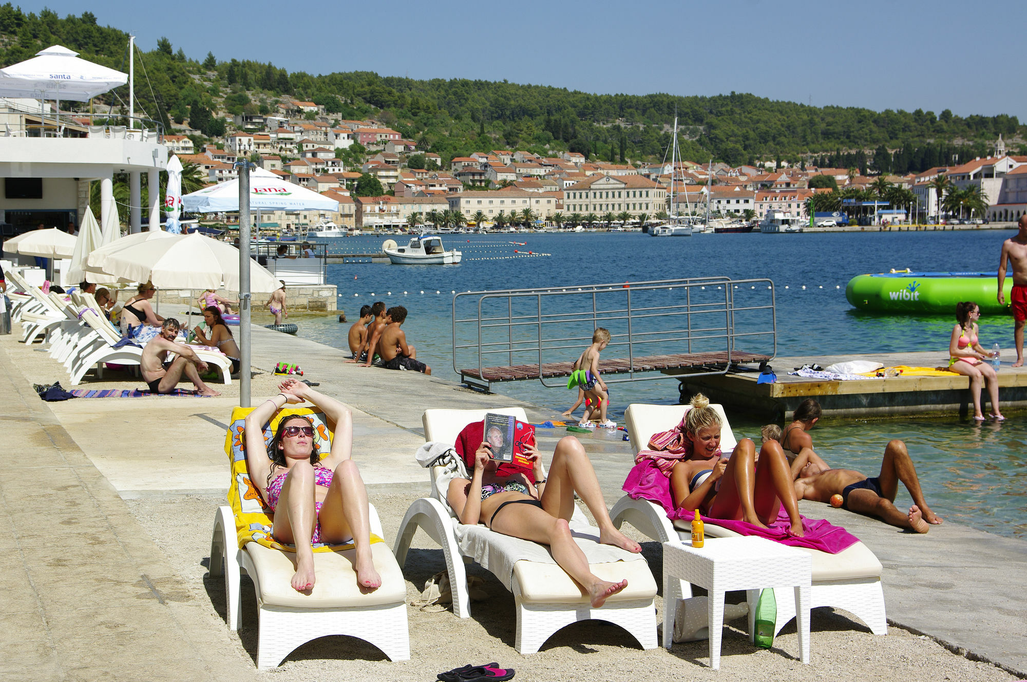 Apartments Vala Vela Luka Exterior photo